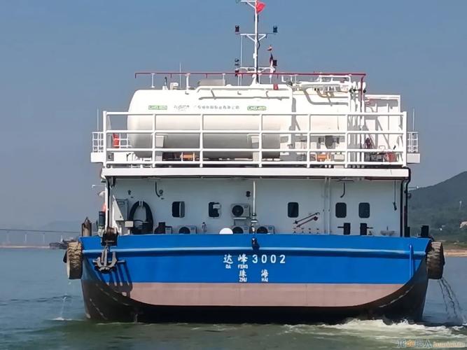 桂船公司"绿色珠江"工程3000吨lng系列"达峰3002"船完成试航,船舶动态